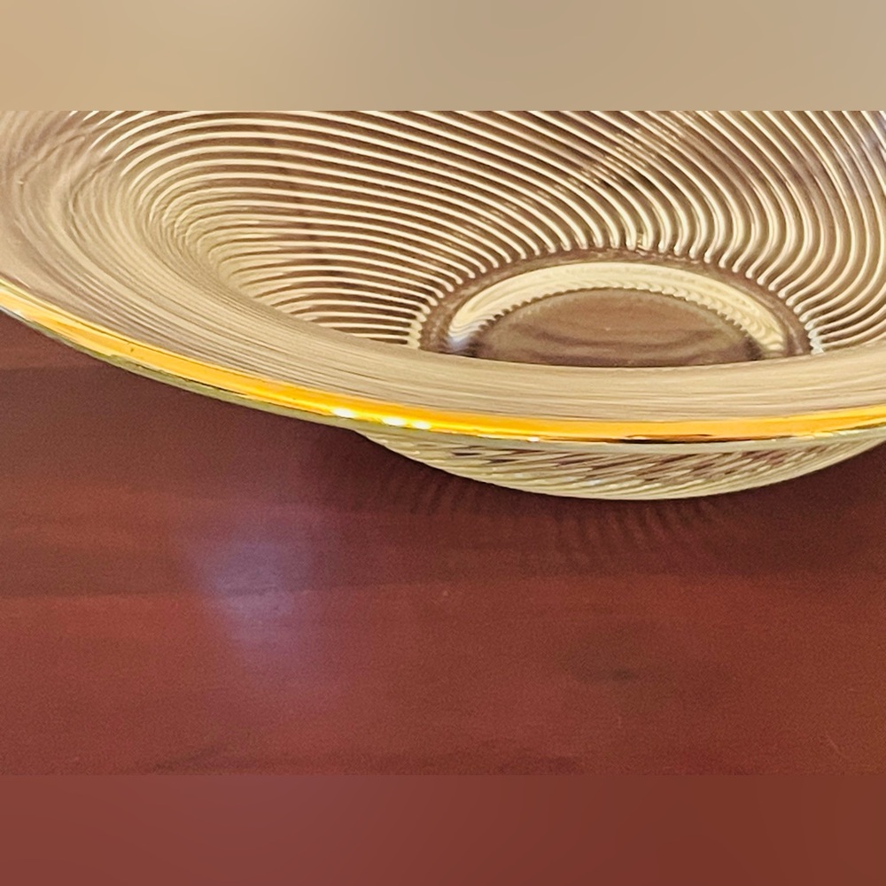 Vintage Murano-Style Spiral Optic Glass Centerpiece Gold Rimmed Bowl, 12 Inches - Picture 3 of 7